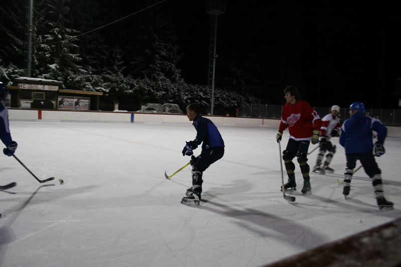 gal/Eishockeyspiel in Toblach/2008-02-02 SVR Eishockey 051.jpg
